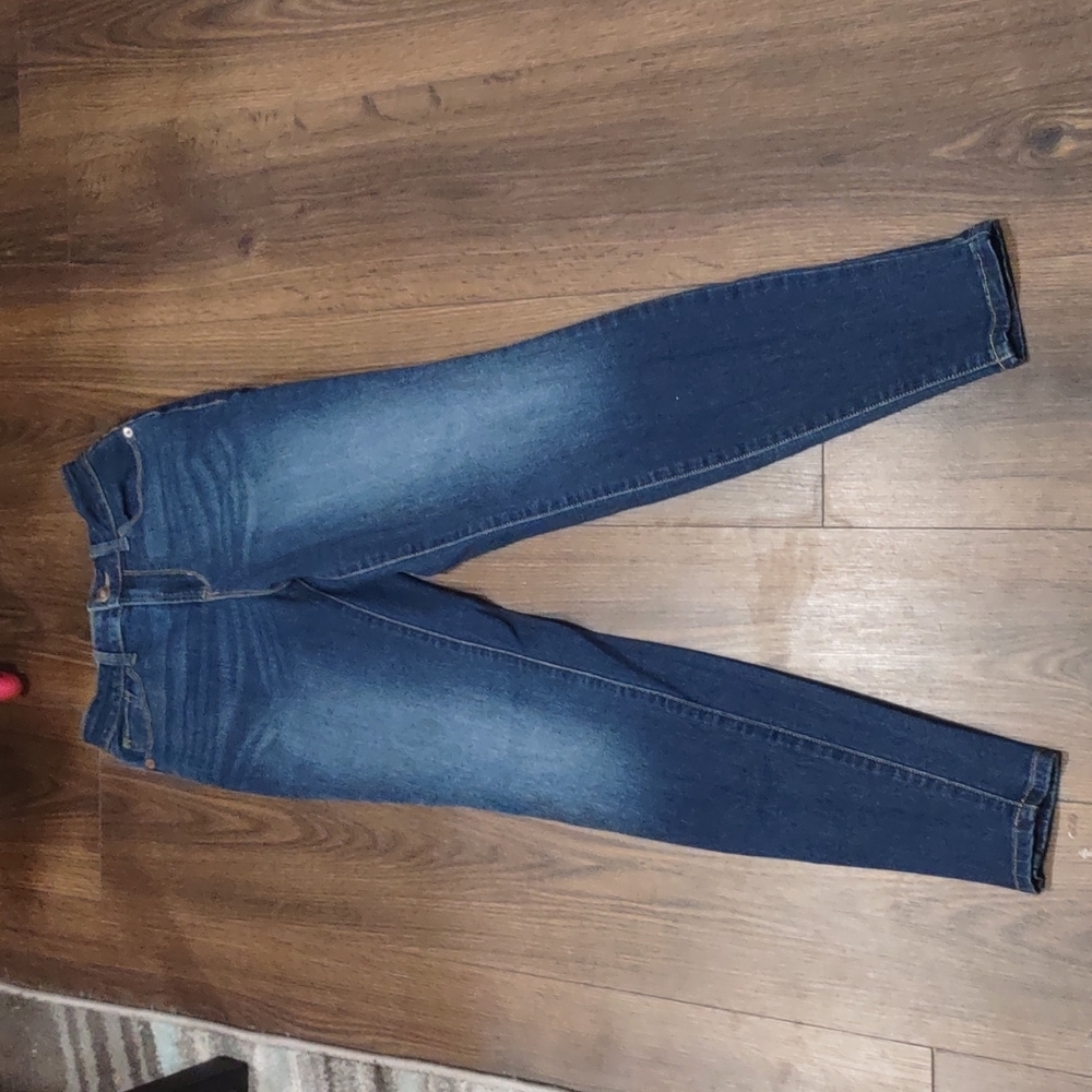 No Boundaries Skinny Jeans​​